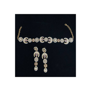 Ensemble de tour de cou Kundan plaqué or de luxe parfait pour mariage et fête - Product Image 1
