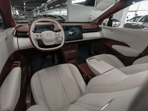 รถยนต์ไฟฟ้า Zee/kre X I Seats ปี 2023 ภายในตกแต่งด้วยหนัง ไฟหน้า LED ยาง R18 รถ SUV มาตรฐานไอเสียยูโร 6 - Product Image 3