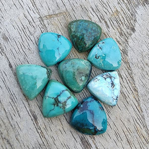 Calidad AAA + turquesa tibetana natural forma de trillón cabujón parte posterior plana calibrado piedras preciosas al por mayor, todos los tamaños disponibles - Product Image 6