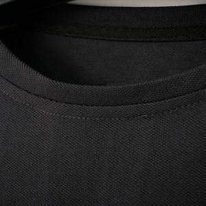 Camiseta de bambú de cuello redondo de corte regular para hombre hecha con telas de viscosa de bambú suave transpirable con logotipos de impresión - Product Image 2