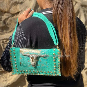 Sac à main en cuir et fourrure métallisée Sac à main à bandoulière de style occidental Sac à main en bandoulière de style occidental - Product Image 2