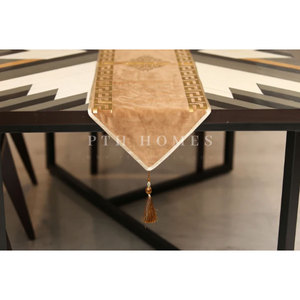 ผ้าปูโต๊ะลายควิลท์ทำมือจากผ้าแคนวาส ยี่ห้อ Entagon Trading House รุ่น OEM Centre Piece ปี 2025  แบบกันลื่น ซักได้ เป็นมิตรต่อสิ่งแวดล้อม (3 สี) - Product Image 2