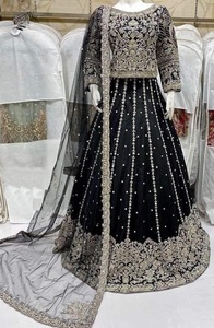 ชุดเดรส lehenga และ dupatta ประดับด้วยลูกปัดแก้วลายปักอย่างมีสไตล์บนชุดเจ้าสาว2025 @ - Product Image 2