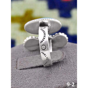 Bague ajustable artisanale Southwest Emerald Valley avec turquoise eau blanche et sertissage clos en argent sterling, idéale pour un cadeau - Product Image 3