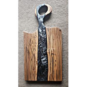Planche à découper en bois rustique avec résine et agate intégrée, spéciale Ramadan - Product Image 2