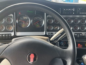 Camion d'occasion de bonne qualité, KENWORTH 2025, 12.8L, 6 cylindres, Diesel, 500 CV, moteur type X15, 6x4, transmission manuelle, conduite à gauche - Product Image 5