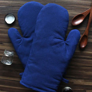 Gants de four matelassés en coton résistants à la chaleur, personnalisables, avec finition imprimée moderne, pour la vente en gros - Product Image 2