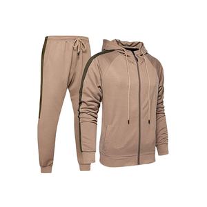 Ensemble de survêtement décontracté pour homme de haute qualité, manches longues, noir uni, polaire avec logo imprimé, style streetwear, en vente 2026 - Product Image 2