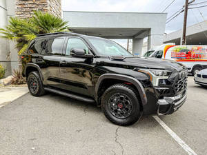 Toyota Sequoia 2024 USADO EN EXCELENTES CONDICIONES - Product Image 3