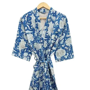 Dernier modèle Peignoir vintage en coton fait à la main Kantha Quilt Kimono Turkish Beach Cover ups Cardigan Nightwear Dresses Vente en gros