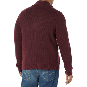 Top qualité tendance respirant col en v tricoté pull coton Logo personnalisé imprimé hommes hiver tricots ODM approvisionnement - Product Image 4