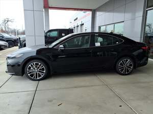 Sedán de Pasajeros de Alto Rendimiento 2026 para XLE AWD, Nuevo Euro VI, Automático, Interior Oscuro, Cámara Trasera - Product Image 3