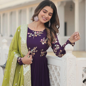 Vestido moderno de Georgette de imitación con trabajo bordado 12 metros Flair algodón interior y lentejuelas de seda rusa Dupatta para venta al por mayor - Product Image 1