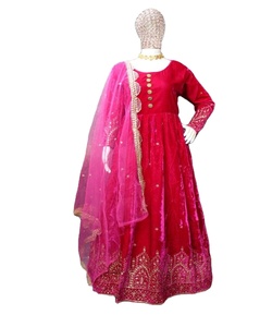 Formal césped cosido modesto blusas camisas fiesta traje negro - Product Image 1