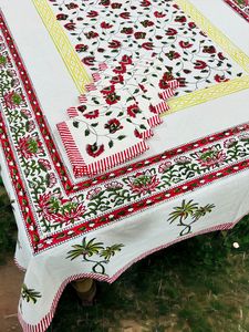 Nappe et serviettes en coton imprimé sur mesure idéales pour la revente par les magasins à domicile et adaptées à la revente par la décoration de la maison - Product Image 6