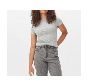 Custom Baby <b>Tee</b> T-Shirt Cropped Ladies Screen Print Blank Cotton Fitted T Shirt Women <b>White</b> Tshirt Crop Top - Product Image 1