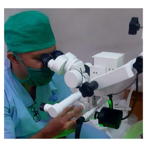 Microscope chirurgical de neurochirurgie Medcounty pour une visualisation chirurgicale de haute précision et une utilisation clinique avancée - Product Image 4