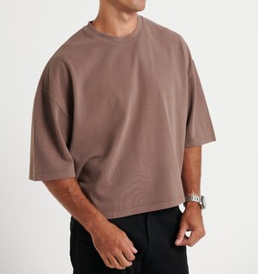 T-shirt en coton épais de grande taille100 % pour hommes T-shirt cropped Box Fit T-shirt personnalisé 100% coton Crop de haute qualité - Product Image 2