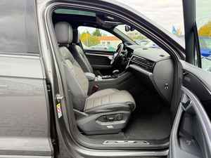 VOLKSWAGEN TOUAREG 2020 NUEVO DE FÁBRICA, 231HP, 95,021KM, 5 PLAZAS, 6 CILINDROS, GASOLINA, TRANSMISIÓN AUTOMÁTICA DE 10 VELOCIDADES - Product Image 3