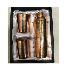 100% bouteilles d'eau en cuivre imprimées martelées pures et faites à la main fabricant d'avantages ayurvédiques étanches bouteille en cuivre mat - Product Image 5