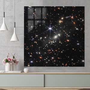 Elegante Lienzo Decorativo con Impresión de Campo Profundo de la NASA en Vidrio Templado - Product Image 1