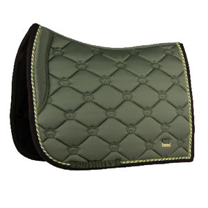 Selle de saut en satin de couleur unie tendance pour l'entraînement des chevaux, rembourrage confortable en mousse polycoton, taille selon les demandes du client - Product Image 1