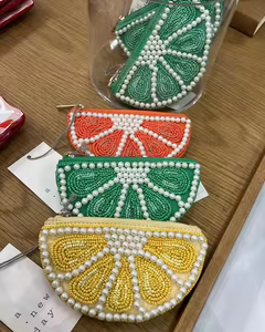 MD HANDICRAFTS Pochette à monnaie colorée personnalisée Pochette à main brodée de perles de rocaille Sacs fourre-tout promotionnels - Product Image 5