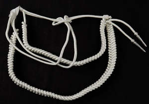 Cordón de Hombro para Uniforme Ceremonial Plateado, Fabricado en Pakistán, Aiguillette para Uniformes Ceremoniales - Product Image 2