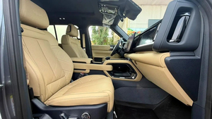 รถยนต์ใหม่เอี่ยมปี 2025 BYD Leo Pard 5 Ultra SUV 699 แรงม้า 4 สูบ ไฮบริด 1999 ซีซี เกียร์อัตโนมัติ พวงมาลัยซ้าย - Product Image 6