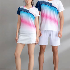เสื้อผ้าเทนนิสแบบยูนิเซ็กซ์ สีไล่ระดับแบบซับลิเมชั่น แขนสั้น คอวี ระบายเหงื่อ แห้งเร็ว ผลิตจากโพลีเอสเตอร์ เหมาะสำหรับเล่นกีฬาในฤดูร้อน - Product Image 1