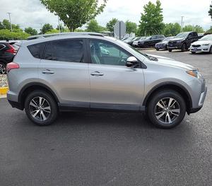USADO LHD/RHD 2017 para RAV4 XLE Grado DIY con 3 años de garantía, origen Francia - Product Image 2