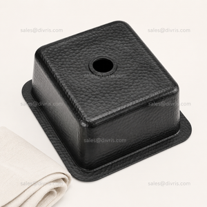 DIVRIS Fregadero de Cocina Cuadrado de Aluminio Negro Martillado Hecho a Mano con Acabado Pulido, Un Solo Tazón, Un Solo Orificio, 12x12" DRC-2002 - Product Image 6