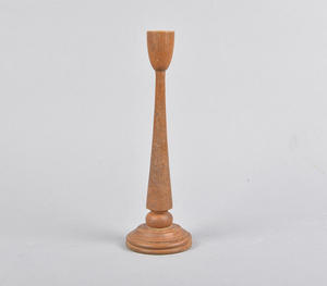 Soporte de vela de pilar de madera Soporte de vela de madera de mango torneado y tallado Bajo MOQ Fabricante venta directa de fábrica - Product Image 1