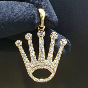 Colgante de Corona de Rey con Diamante Moissanita Real de Corte Redondo de 1.00 Ct y Plata 925 - Product Image 2