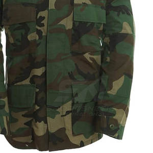 Combinaisons tactiques robustes avec fermeture éclair intégrale, multiples options de rangement, vestes et pantalons - Product Image 5