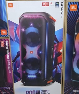Altavoz Inalámbrico de Alta Calidad PartyBox 710 de 800W, Resistente a Salpicaduras, con Luces y Dos Micrófonos - Product Image 2