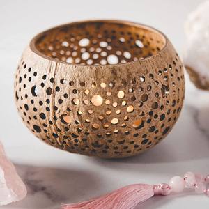 Candelabro de coco natural antiguo, soporte hecho a mano para té, conchas de coco, cantidad a granel - Product Image 4