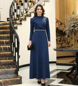 ชุดอาบายะแบบดั้งเดิมสำหรับผู้หญิง แขนยาว ผ้าไหม งานดีไซน์ระดับพรีเมียม ทำมือ ป้องกันรอยยับ แต่งระบายด้านเดียว - Product Image 4