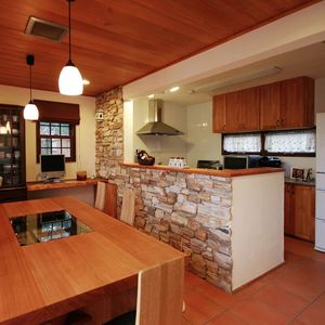 Madera Petrificada Texturizada, Natural, Moderna y Duradera para Revestimiento de Paredes, a Precio Accesible - Product Image 3