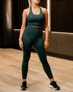 2024 nouveau Design femmes Gym vêtements d'entraînement taille haute respirant Fitness Yoga ensemble vert solide motif Shorts 2 pièces Yoga ensemble - Product Image 4
