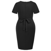 Vente en gros Robe moulante à ourlet ras du cou pour femmes taille définie à manches courtes Robes grande taille pour femmes imposantes