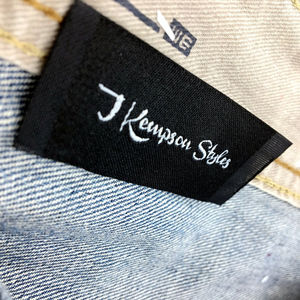 Étiquettes tissées de vêtements personnalisées Étiquettes volantes en satin du fabricant Logo de marque de vêtement en polyester gaufré Coton imprimé - Product Image 4