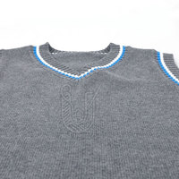 Hochwertiger Erwachsenen-Schuluniform-Pullover Baumwollstrick V-Ausschnitt Warmer Jumper Winter Benutzerdefiniertes Logo Individuelles Design OEM