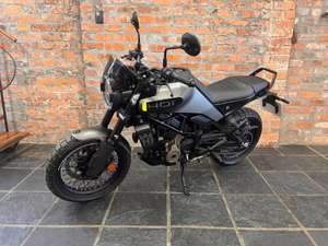 Motocicleta SVARTPILEN 401 2025 Lista para Enviar - Product Image 4