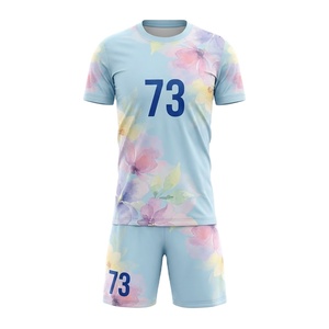 Uniforme de Fútbol Personalizado con Diseño Floral Azul Claro, Sublimado, 100% Poliéster, Secado Rápido, Conjunto de Camiseta y Pantalones Cortos, Venta al Por Mayor - Product Image 1