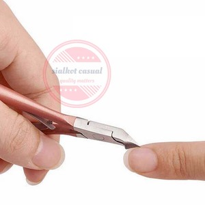 Pince à cuticules professionnelle Sharp Metal Steel Manucure Pédicure Nail Cuticule Cutters - Product Image 6