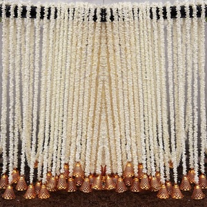 Tentures de fleurs artificielles de jasmin avec cloches - Product Image 1