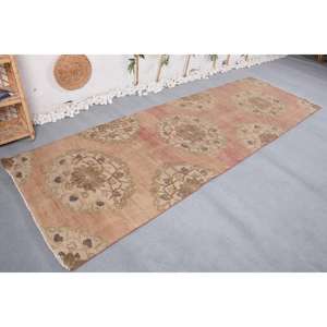 Alfombra Turca Vintage, Alfombra de Pasillo de 3.6x11 pies, Alfombra de Retazos Beige y Roja - Product Image 4
