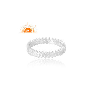Anillo de Plata de Ley 925 con Diseño Clásico Nuevo para Mujer, Joyería de Diseño Personalizado para Mujer, Regalo para Ella. - Product Image 4