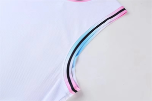 ชุดเครื่องแบบบาสเก็ตบอลผ้าแห้งเร็วทำจากโพลีเอสเตอร์ระบายอากาศได้ดีน้ำหนักเบา - Product Image 3